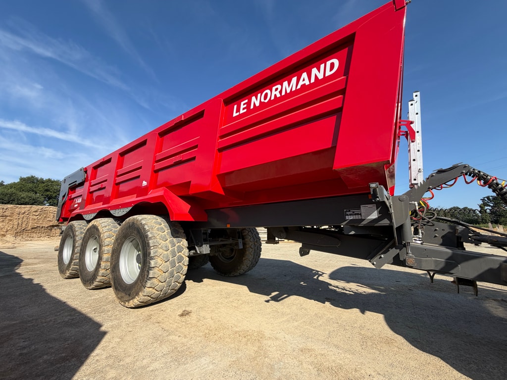 Benne LE NORMAND X AGRI 8732 - photo slide 1