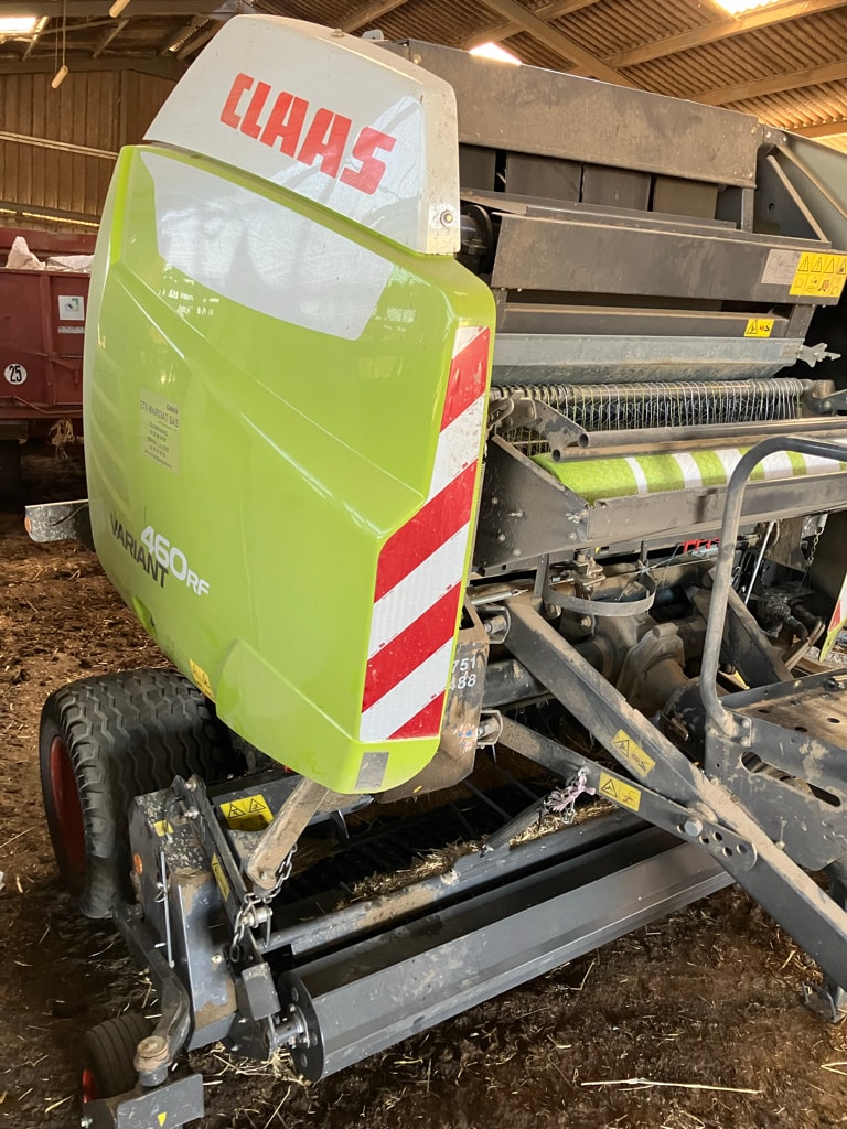 Presse balles rondes CLAAS Variant 460 RF - photo slide 2