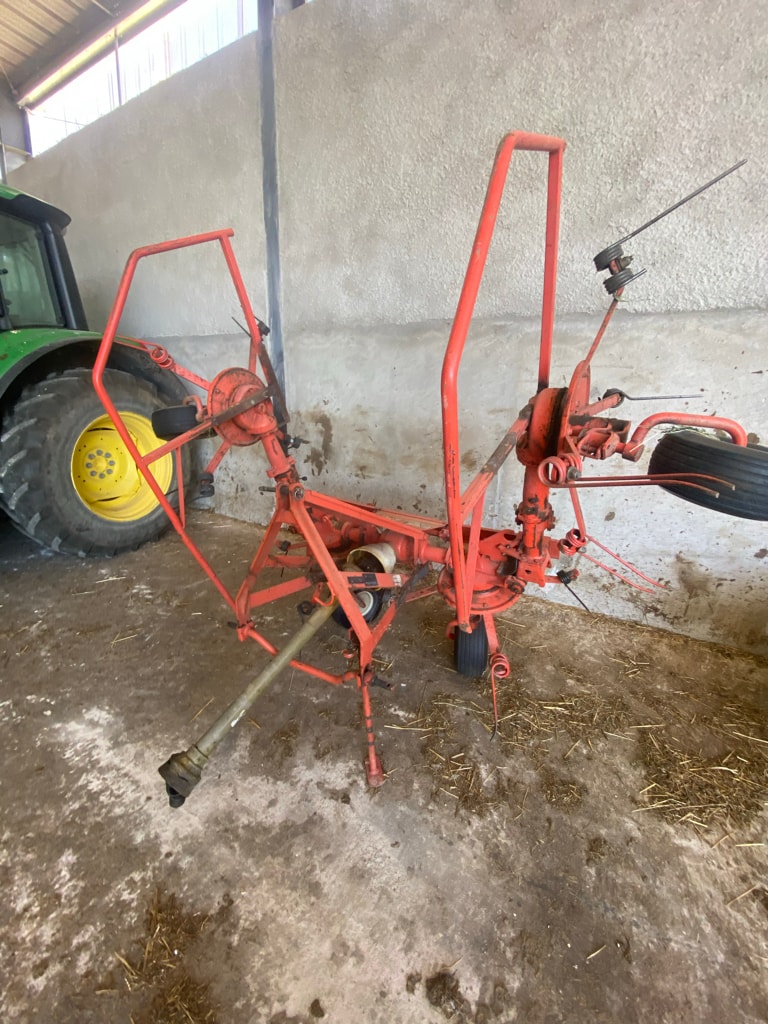 Faneuse KUHN GF3701 - photo slide 1