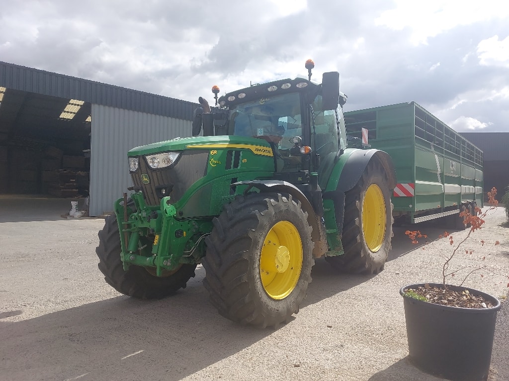 Tracteur JOHN DEERE 6R155 - photo slide 2