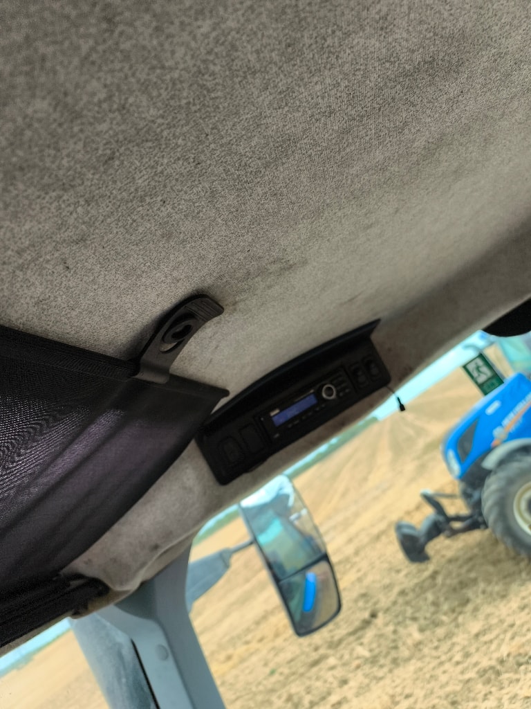 Tracteur NEW HOLLAND T7.165s  - photo slide 15