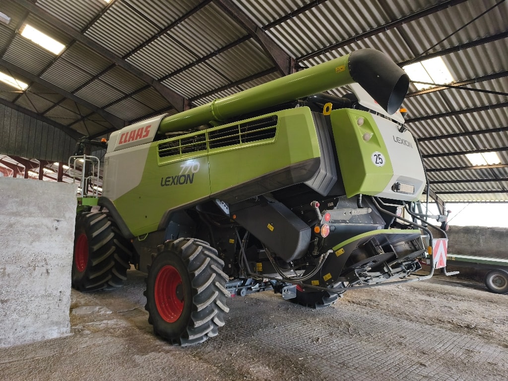 Moissonneuse CLAAS LEXION 770 - photo slide 4