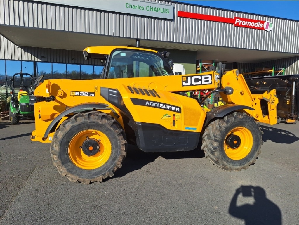 Telescopique JCB 532 70 Agri super DTVT - photo slide 8