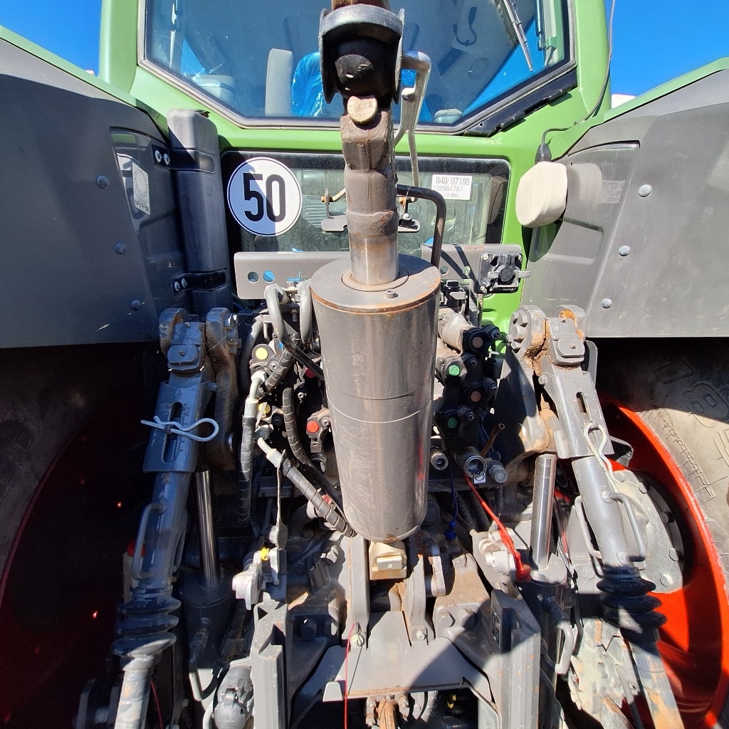 Tracteur FENDT 824 VARIO PROFI - photo slide 8