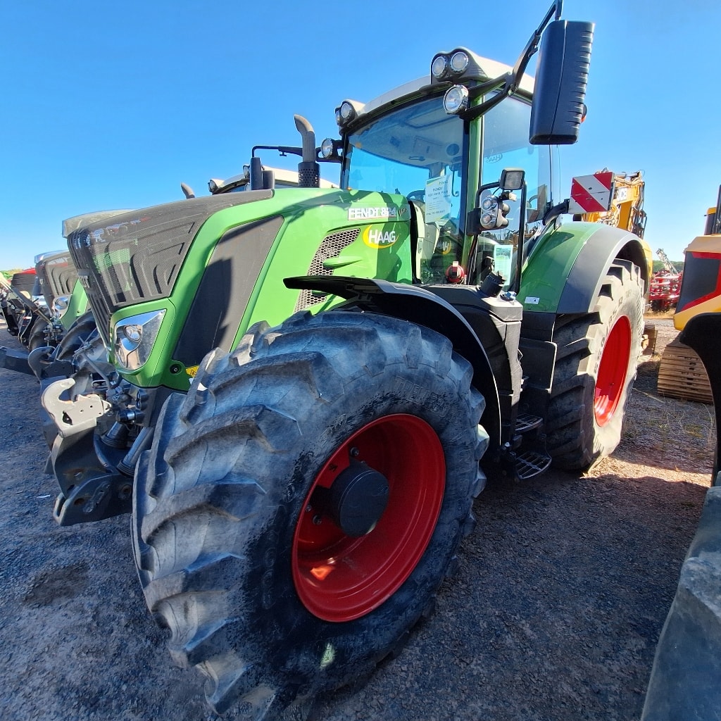 Tracteur FENDT 824 VARIO PROFI - photo slide 1