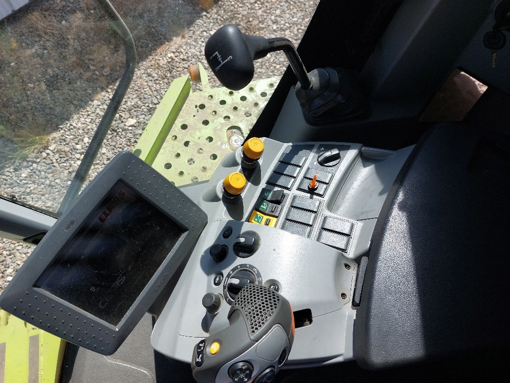 Moissonneuse CLAAS TUCANO 440 - photo slide 24