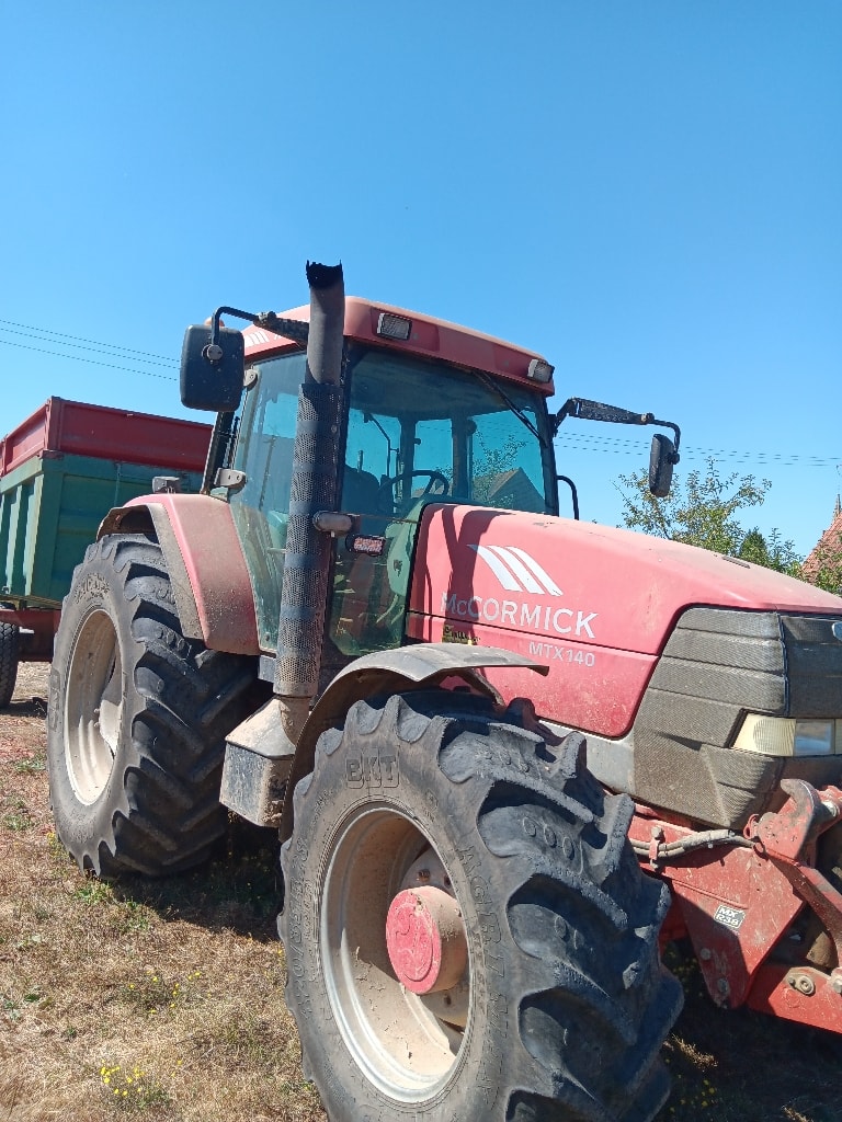 Tracteur MC CORMICK MTX 140 - photo slide 2