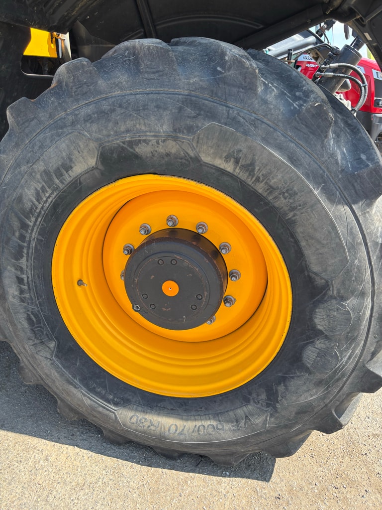 Tracteur JCB FASTRAC 4220 - photo slide 14