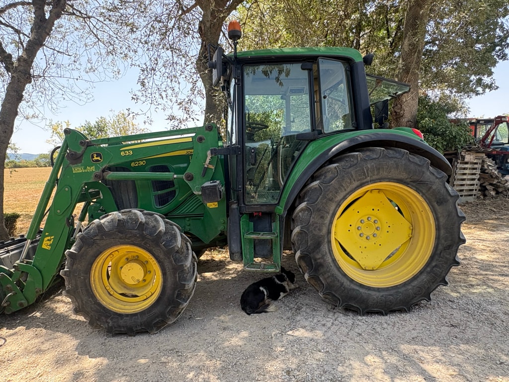 Tracteur chargeur JOHN DEERE 6230 STD - photo slide 5