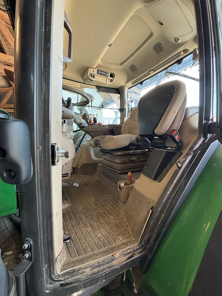 Tracteur JOHN DEERE 6230R - photo slide 10