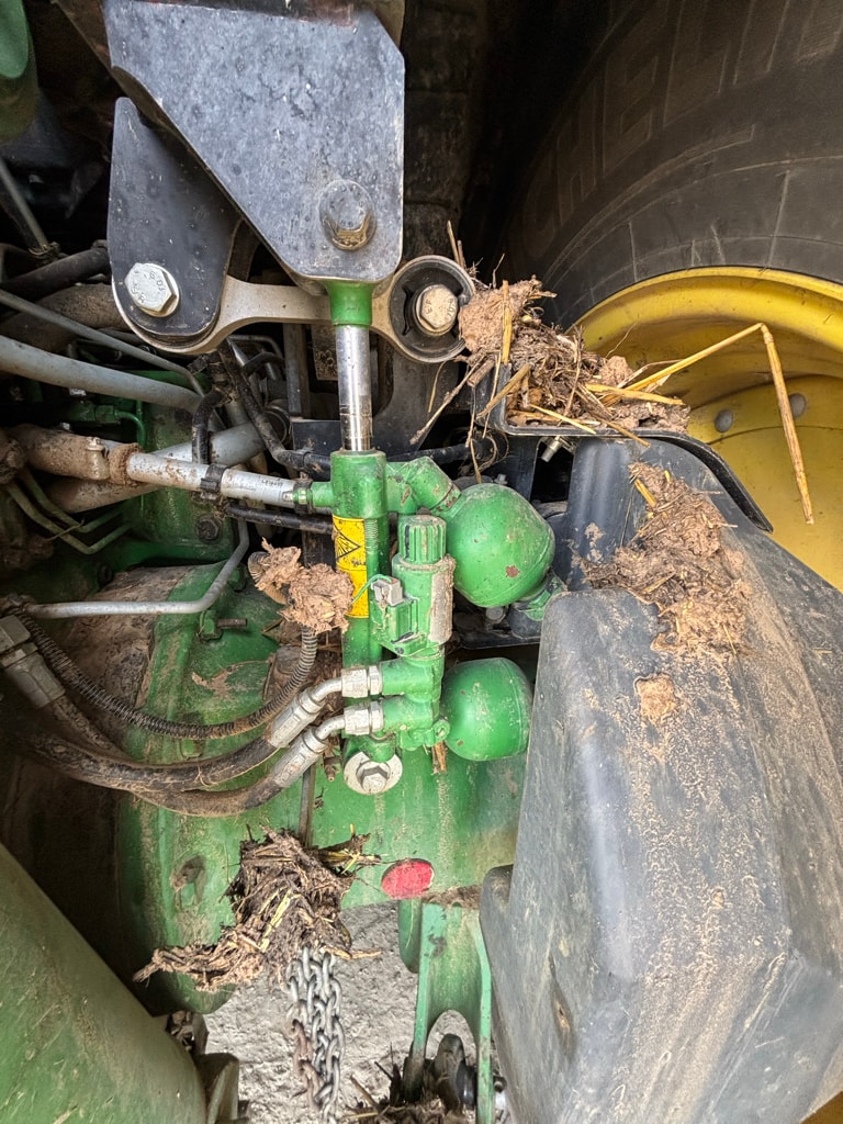 Tracteur JOHN DEERE 6230R - photo slide 6