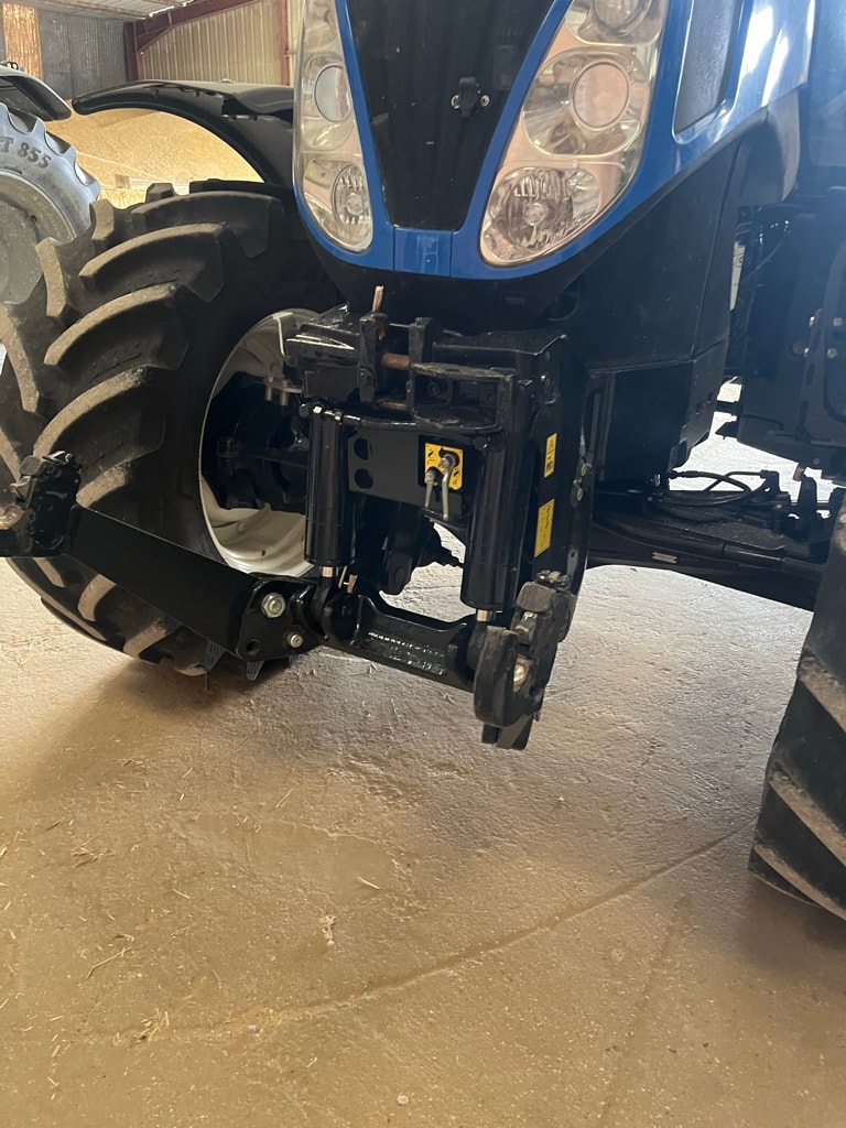 Tracteur NEW HOLLAND T 7.235 AC - photo slide 10