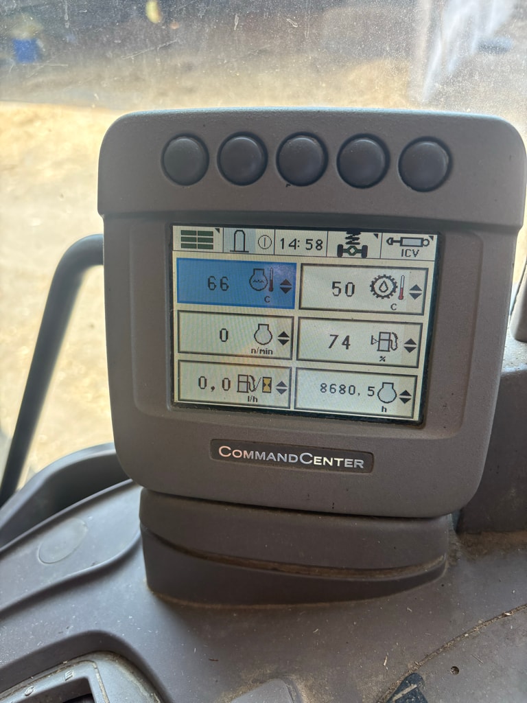 Tracteur chargeur JOHN DEERE 6330 PREMIUM - photo slide 19