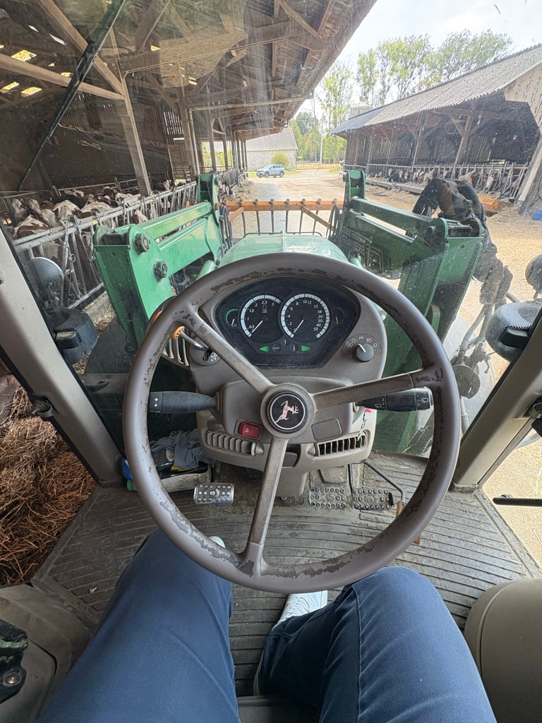 Tracteur chargeur JOHN DEERE 6330 PREMIUM - photo slide 20