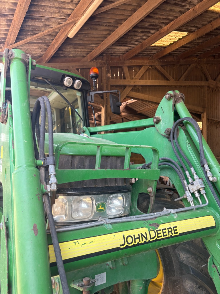 Tracteur chargeur JOHN DEERE 6330 PREMIUM - photo slide 6