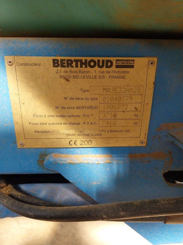 Pulverisateur BERTHOUD Major 32 dp tronic - photo slide 7