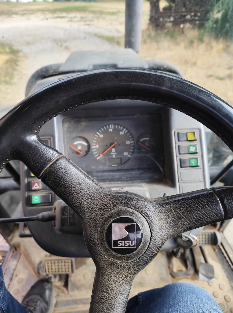 Tracteur VALTRA Valmet 865 - photo slide 8