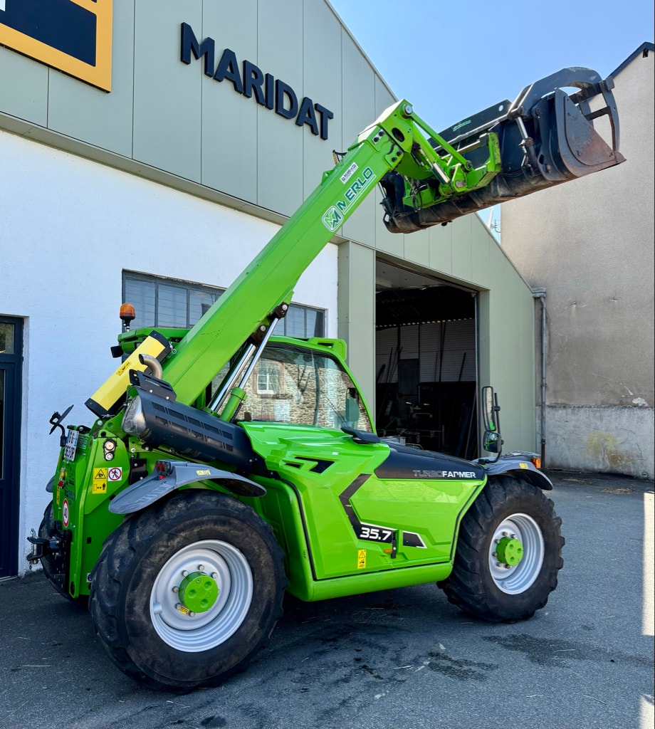 Telescopique MERLO TF 35.7 CS 140 - photo slide 2