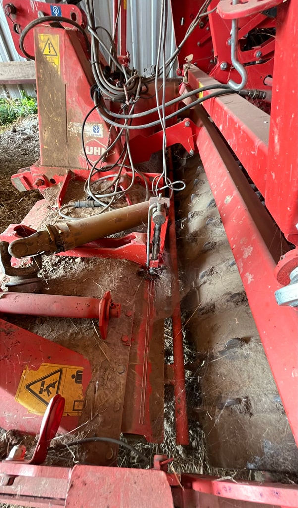 Semoir en ligne KUHN Combiliner sitera 3000 - photo slide 19