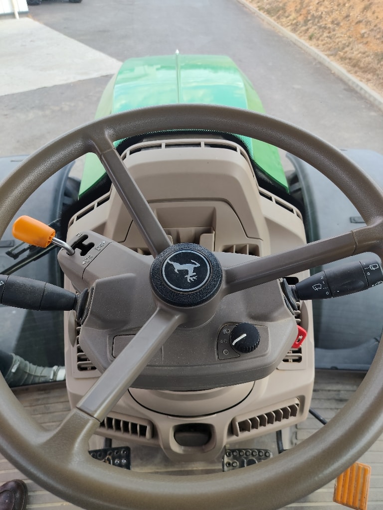 Tracteur JOHN DEERE 6R250 - photo slide 3