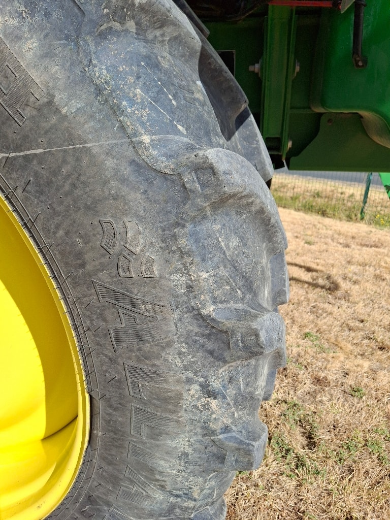 Pulverisateur automoteur JOHN DEERE R4150 - photo slide 9