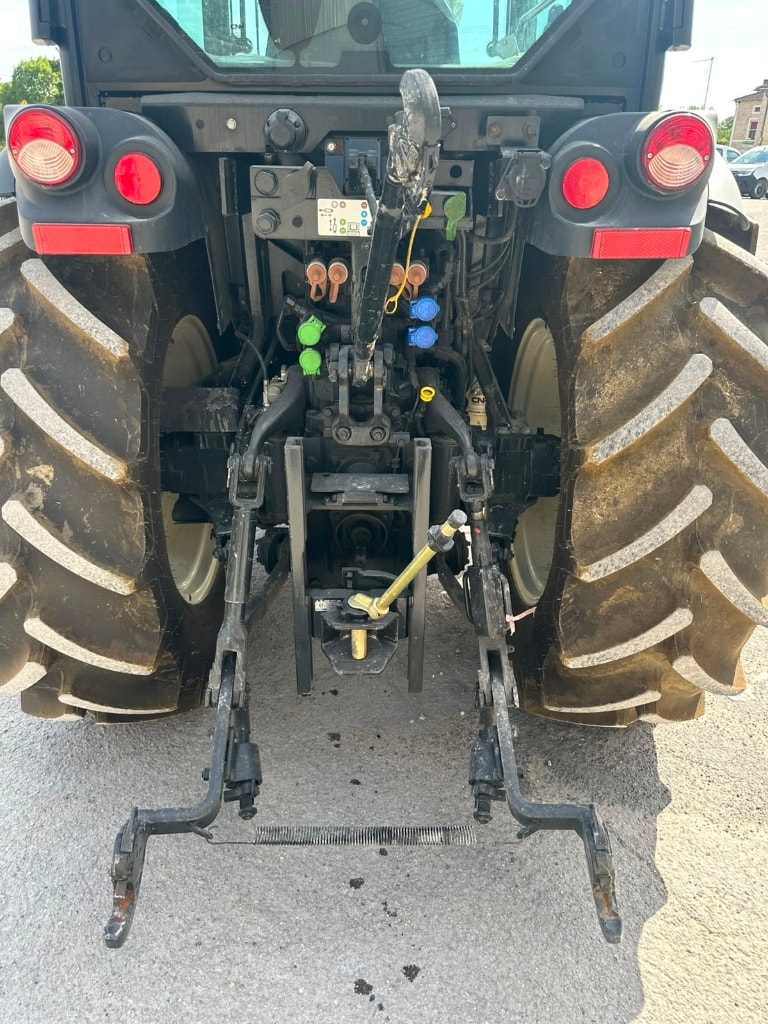 Tracteur fruitier NEW HOLLAND T4.100 F - photo slide 10