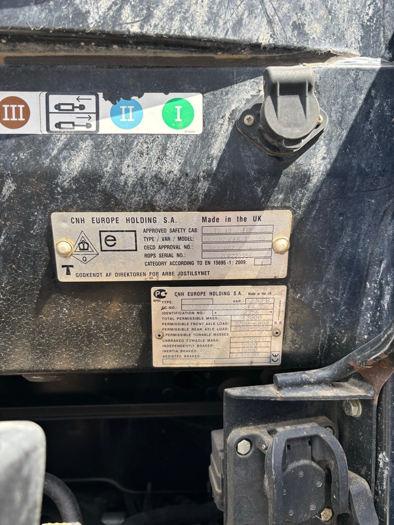 Tracteur NEW HOLLAND T 7.250 sw - photo slide 4