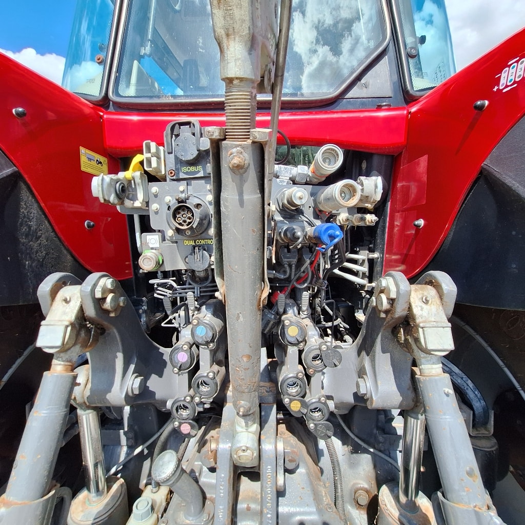 Tracteur MASSEY FERGUSON 7726 S - photo slide 10