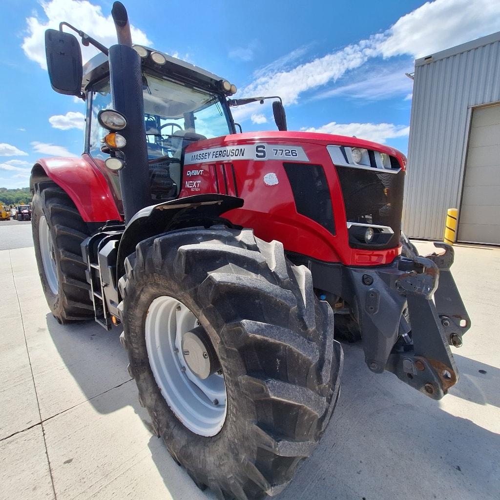 Tracteur MASSEY FERGUSON 7726 S - photo slide 2