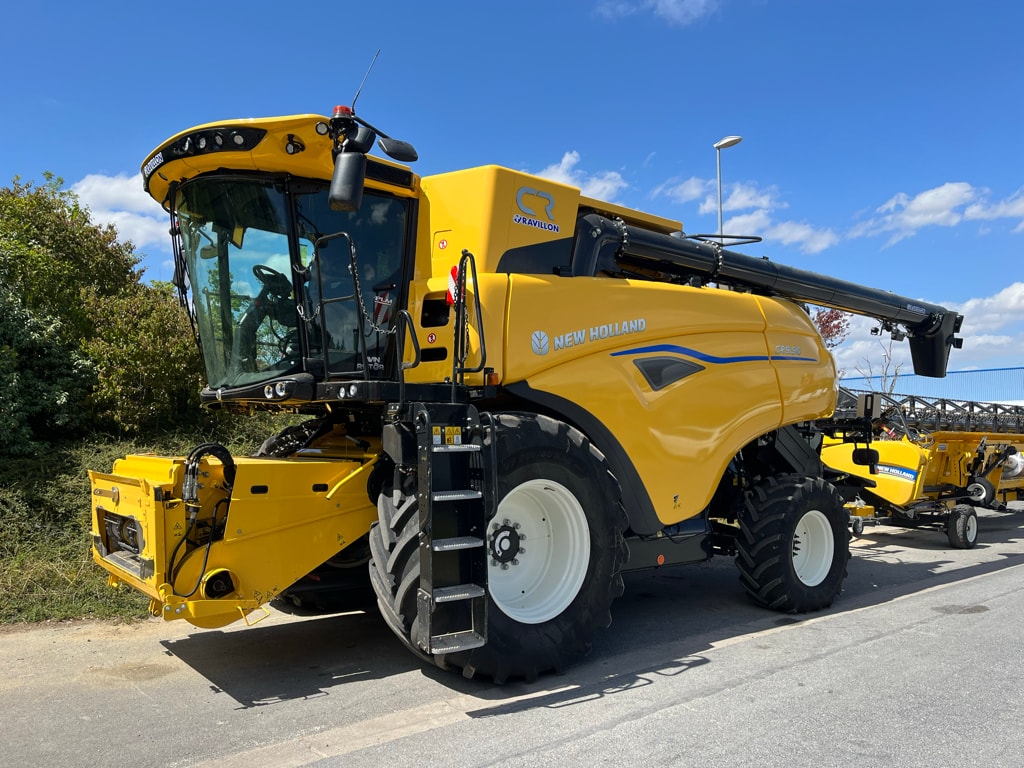 Moissonneuse NEW HOLLAND CR 9.90 REVELATION - photo slide 1