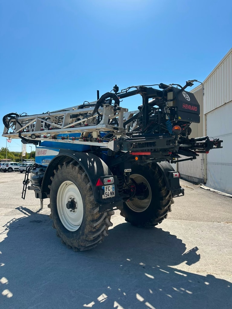 Pulverisateur EVRARD Meteor 4200 blue line - photo slide 3