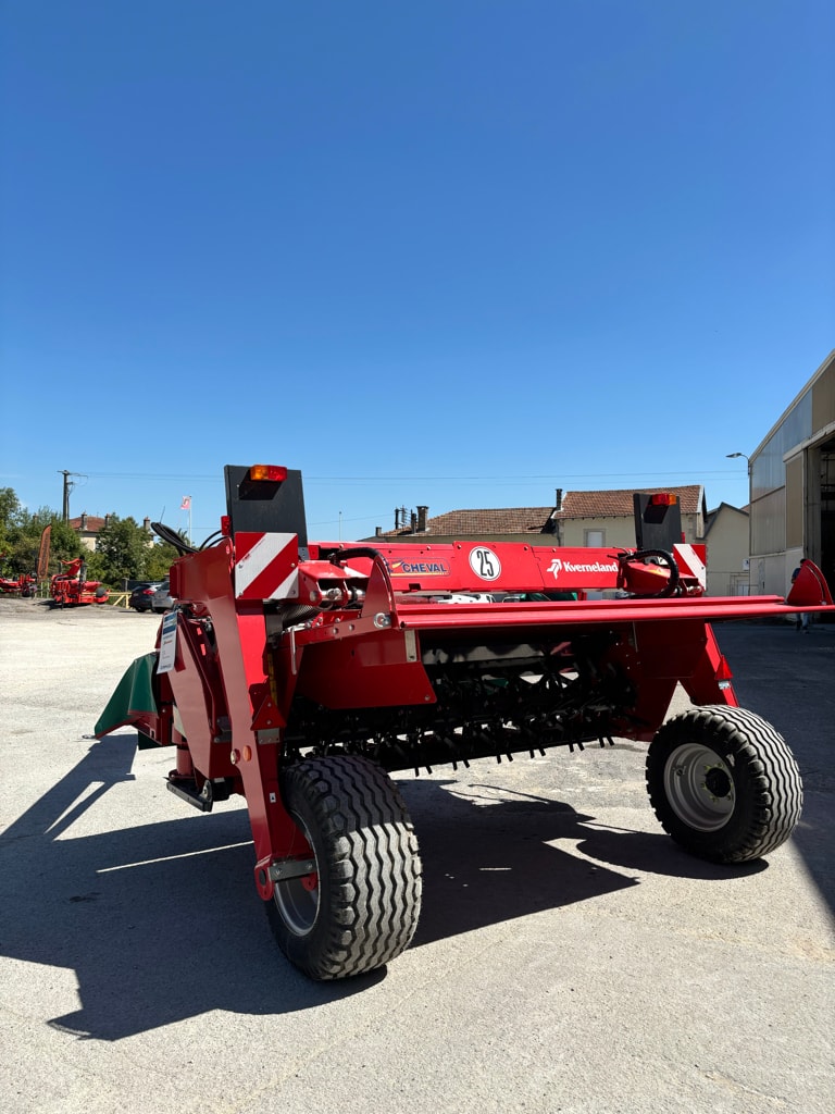 Faucheuse conditionneuse KVERNELAND 4332 LT  - photo slide 5