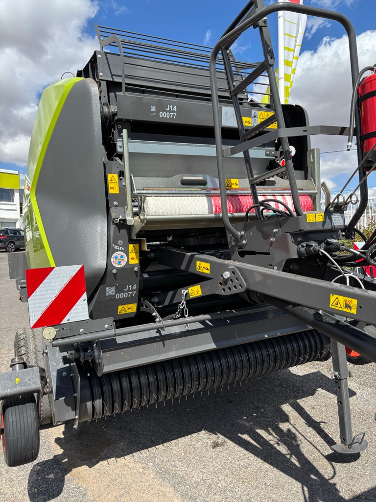 Presse balles rondes CLAAS VARIANT 560 RC - photo slide 7