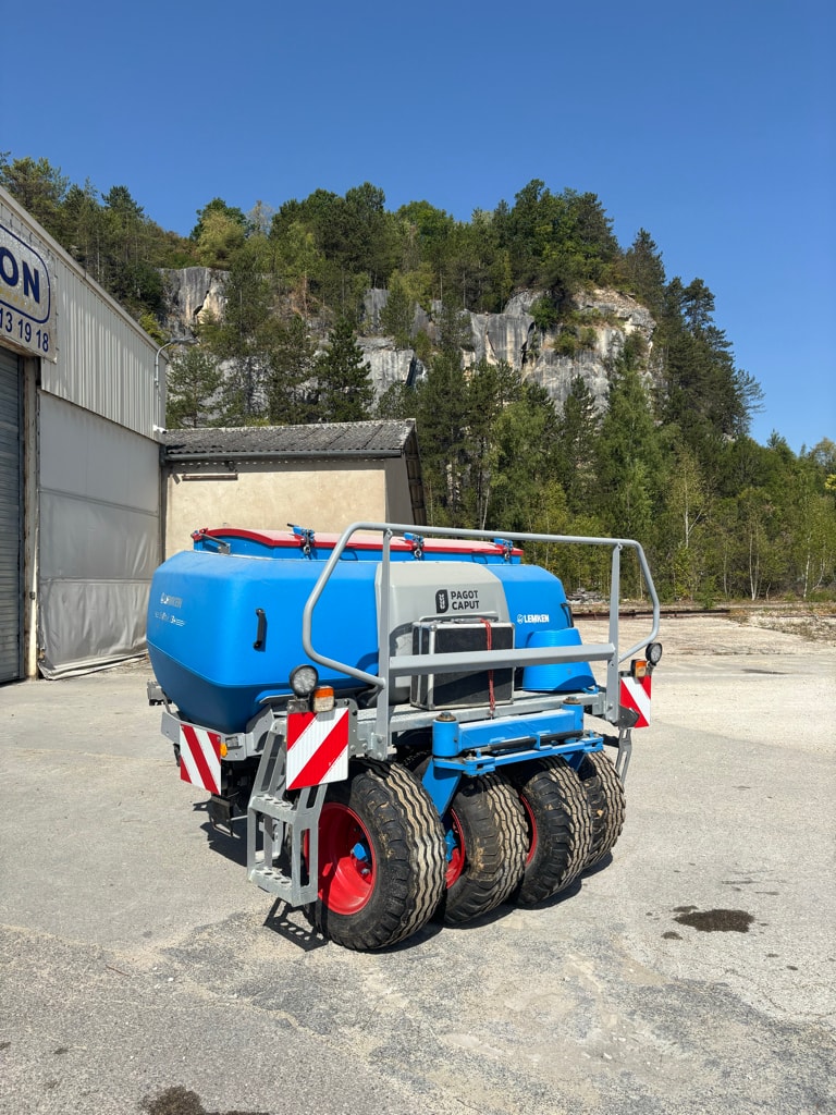 Trémie frontale LEMKEN Solitaire 23+ - photo slide 2