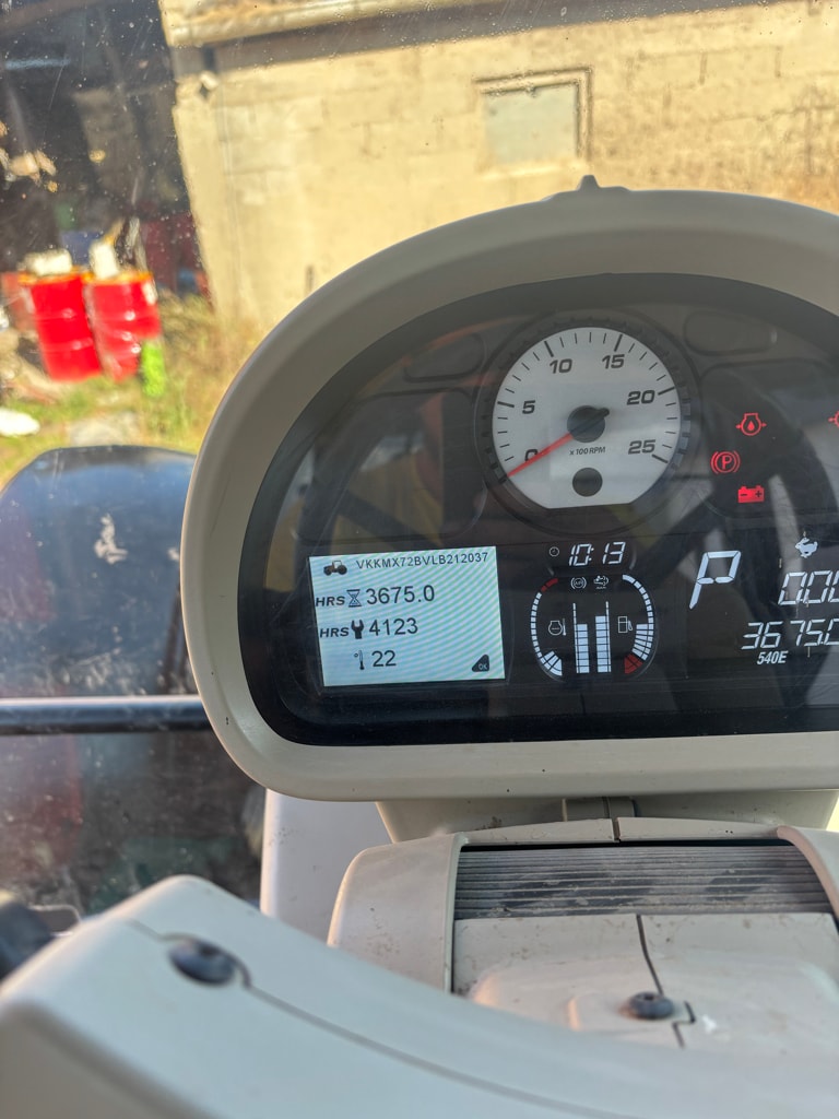 Tracteur MASSEY FERGUSON 7718S DYNA-6 EXCLUSIVE - photo slide 15