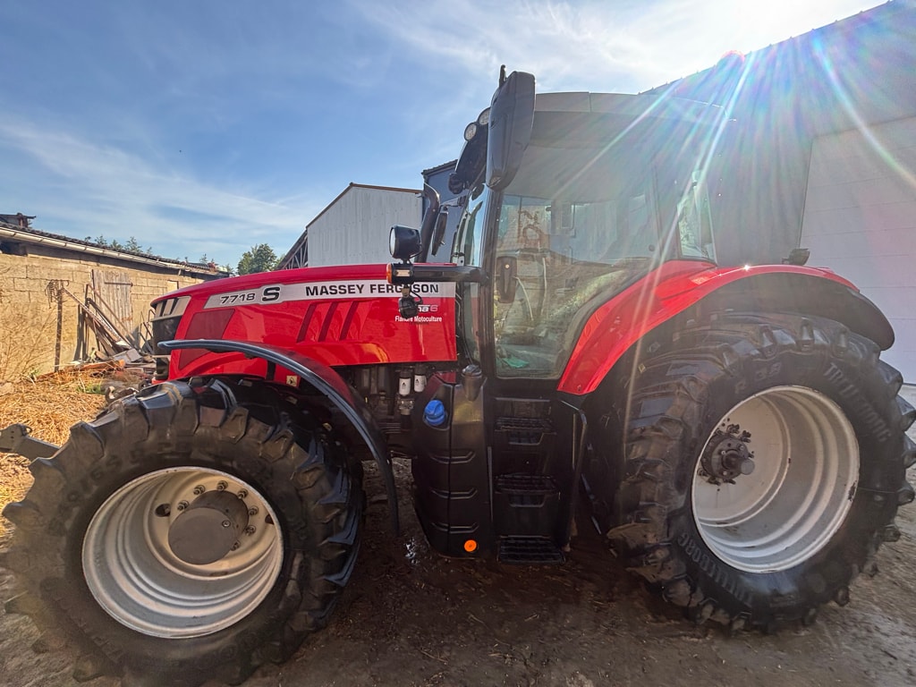 Tracteur MASSEY FERGUSON 7718S DYNA-6 EXCLUSIVE - photo slide 4