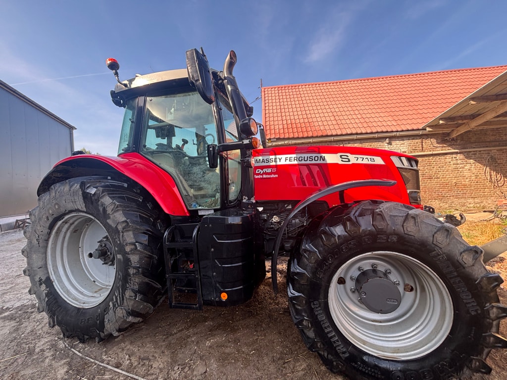 Tracteur MASSEY FERGUSON 7718S DYNA-6 EXCLUSIVE - photo slide 1