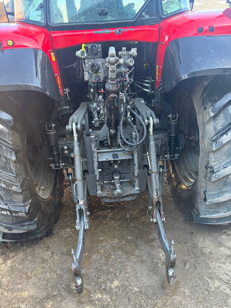 Tracteur MASSEY FERGUSON 7718S DYNA-6 EXCLUSIVE - photo slide 6