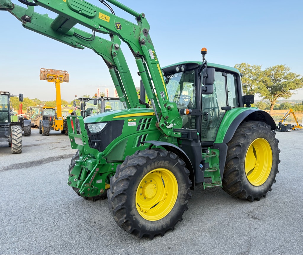Tracteur chargeur JOHN DEERE 6110 M COMMAND QUAD - photo slide 2