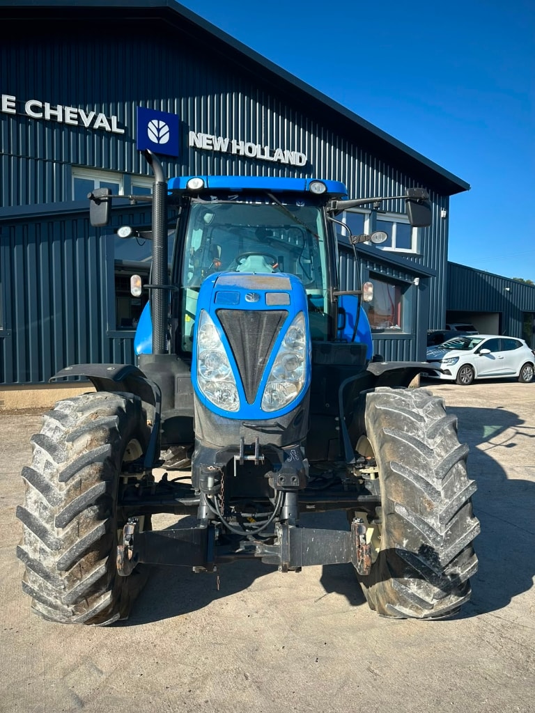 Tracteur NEW HOLLAND T7.185 Classic - photo slide 7