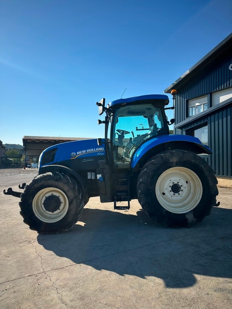 Tracteur NEW HOLLAND T7.185 Classic - photo slide 6