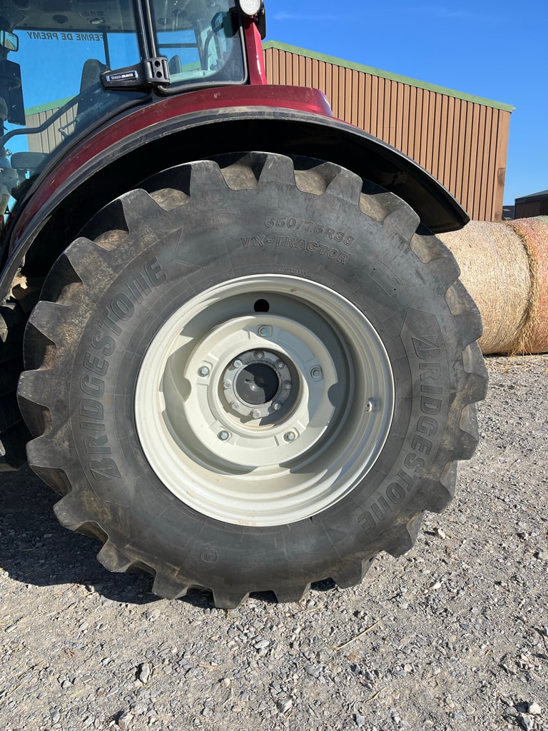 Tracteur VALTRA T235 - photo slide 5