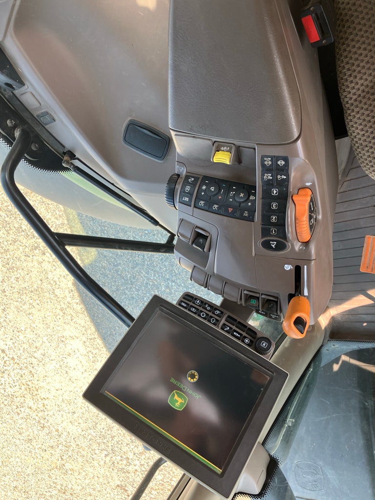 Tracteur JOHN DEERE 6215R - photo slide 28