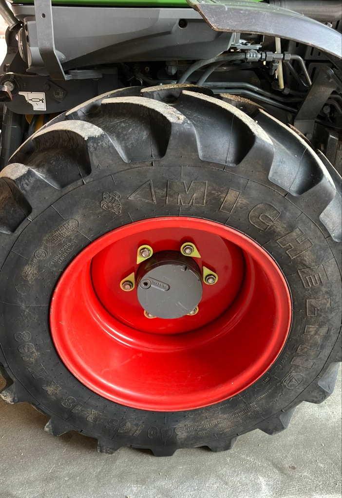 Tracteur FENDT 210 VARIO - photo slide 7