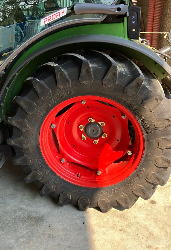 Tracteur FENDT 210 VARIO - photo slide 8