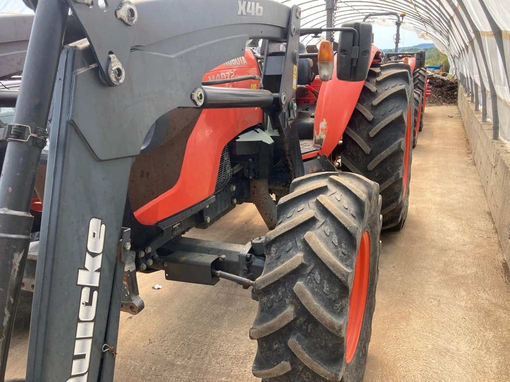 Tracteur chargeur KUBOTA M4072 - photo slide 3