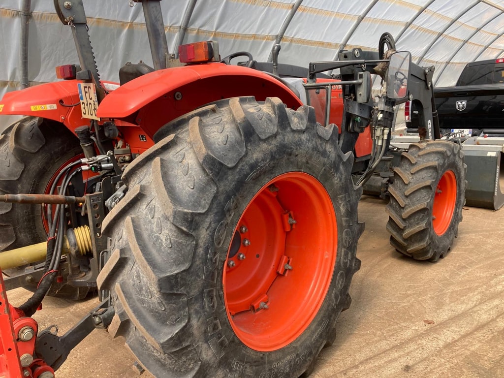 Tracteur chargeur KUBOTA M4072 - photo slide 8