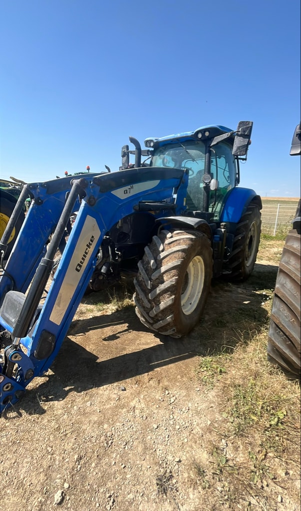 Tracteur chargeur NEW HOLLAND T7210 - photo slide 2