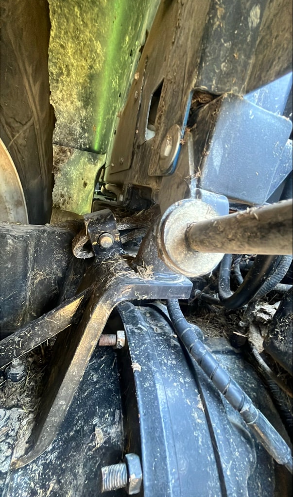 Tracteur chargeur NEW HOLLAND T7210 - photo slide 13