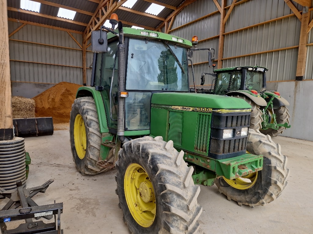 Tracteur JOHN DEERE 6300 - photo slide 2